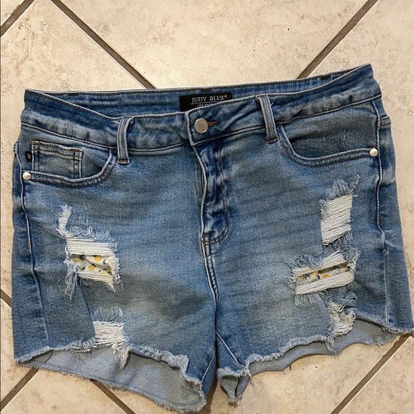 Judy Blue Women's Ripped Jean Shorts - Light Blue - Picture 1 of 5